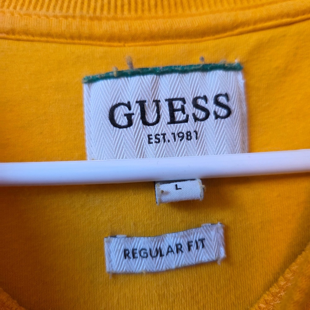 Guess Yellow Crewneck Sweatshirt World Headquarters Graphic Print Men's Size L - Picture 4 of 10